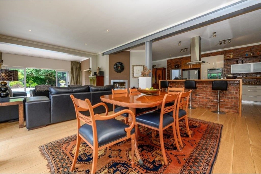 4 Bedroom Property for Sale in Lovemore Park Eastern Cape